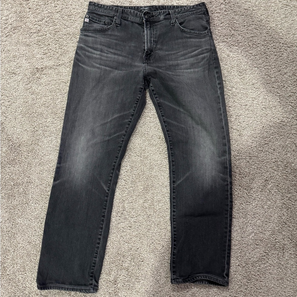 Slim Black Jeans with Sleek Fit